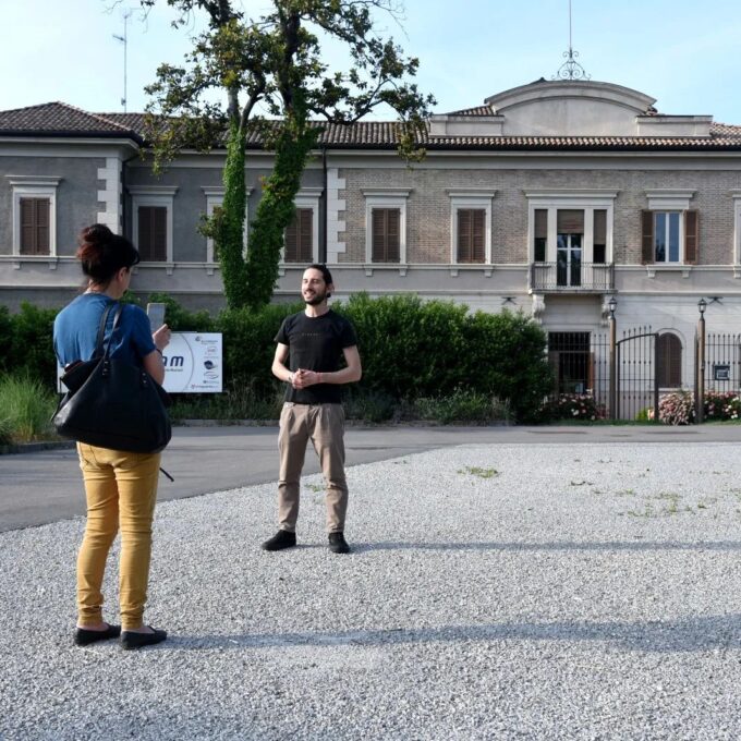 Durante una delle interviste nel quartiere